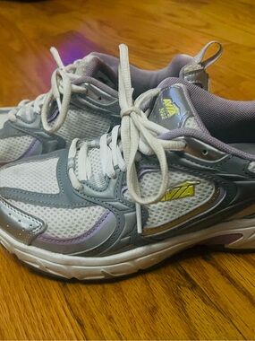 Avia White, Gray & Lavender Women's Running Sneakers